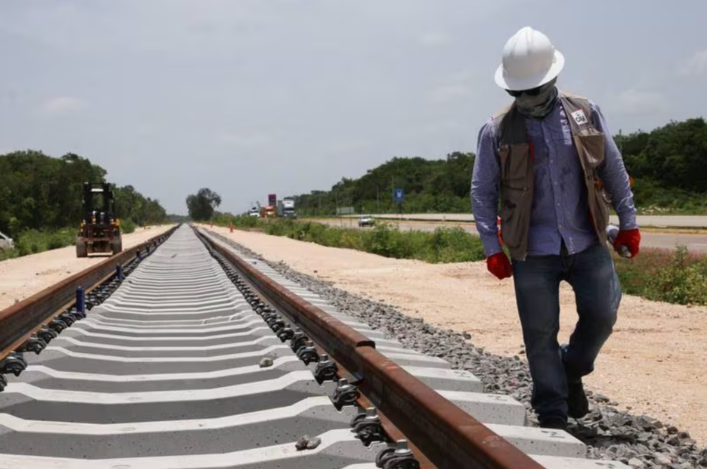 Tren Maya ‘impulsa’ a Quintana Roo: Actividad industrial crece 363% en agosto