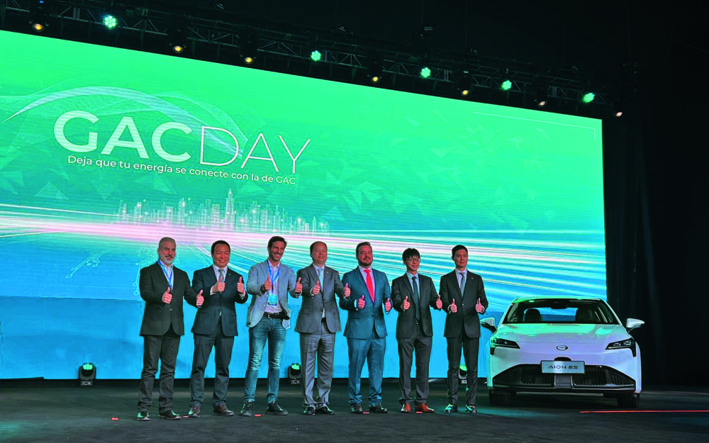 GAC apuesta por autos eléctricos y premium en México